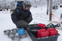 Hetta Huskies feeding their working sled dogs